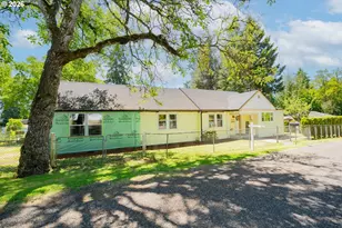 3266 G St, Washougal, WA 98671 - Photo 2