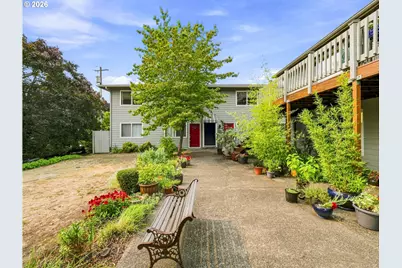 7007 N Burlington Ave, Portland, OR 97203 - Photo 1