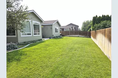 1002 SW Olive Ct, Hermiston, OR 97838 - Photo 38