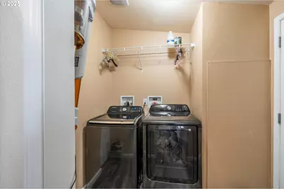 91382 Grinnell Ln, Coos Bay, OR 97420 - Photo 20