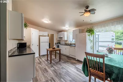 91382 Grinnell Ln, Coos Bay, OR 97420 - Photo 12