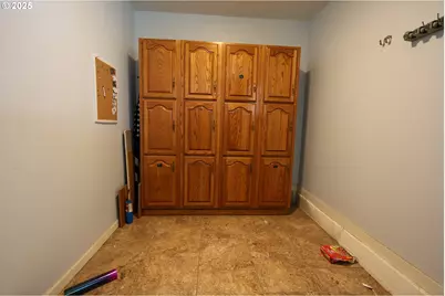 60031 Fairview Rd, Coquille, OR 97423 - Photo 16