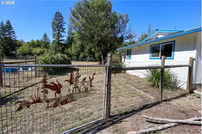 60031 Fairview Rd, Coquille, OR 97423 - Photo 42