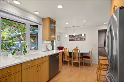 4125 SW Vesta St, Portland, OR 97219 - Photo 14