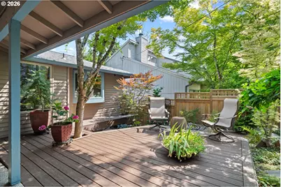 4125 SW Vesta St, Portland, OR 97219 - Photo 2