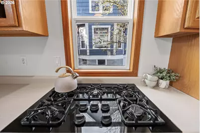 708 33rd St, Astoria, OR 97103 - Photo 12