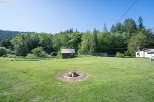 99996/99972 Lone Pine Ln, Myrtle Point, OR 97458 - Photo 4