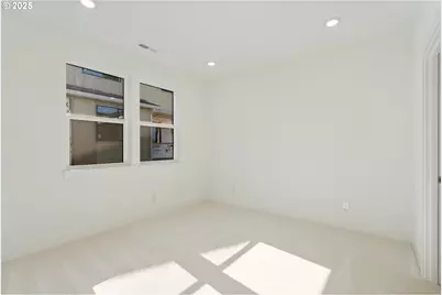 6491 NW Olympic Ln, Camas, WA 98607 - Photo 4