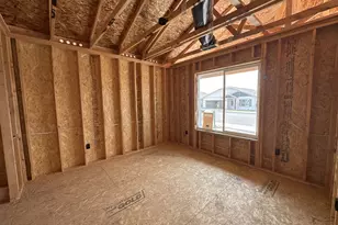 853 E Kinsley Ave, Hermiston, OR 97838 - Photo 2