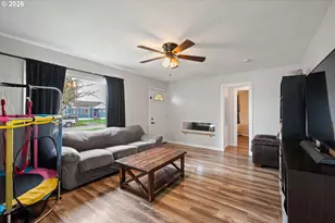 3102 Hemlock St, Longview, WA 98632 - Photo 16