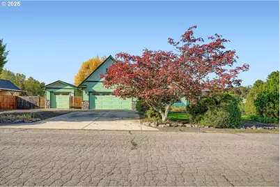 4135 NW Alder Ave, Albany, OR 97321 - Photo 2