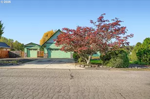 4135 NW Alder Ave, Albany, OR 97321 - Photo 2