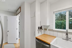 28740 SW Parkway Ave, Wilsonville, OR 97070 - Photo 10