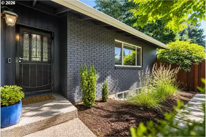 16011 NE Rose Pkwy, Portland, OR 97230 - Photo 2