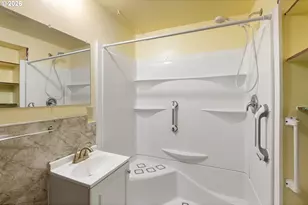 3400 Bradley Dr, Hood River, OR 97031 - Photo 14