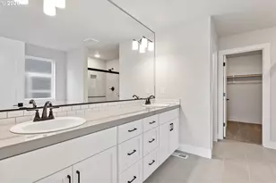 8568 SE Orion Ln, Hillsboro, OR 97123 - Photo 10