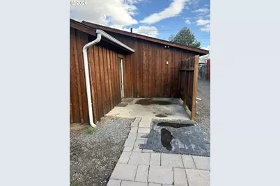 1235 NW Harwood St, Prineville, OR 97754 - Photo 4
