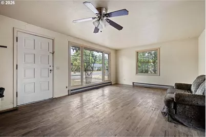757 Berntzen Rd, Eugene, OR 97402 - Photo 8