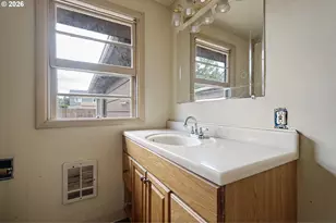 757 Berntzen Rd, Eugene, OR 97402 - Photo 20