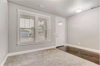 11620 NW 2nd Ct, Vancouver, WA 98660 - Photo 2