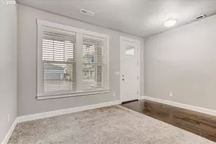 11620 NW 2nd Ct, Vancouver, WA 98660 - Photo 2