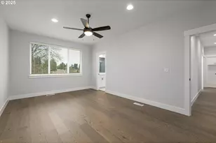 15241 S E Towers Ter, Milwaukie, OR 97267 - Photo 14