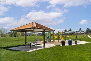 15241 S E Towers Ter, Milwaukie, OR 97267 - Photo 26