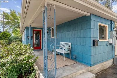 1108 13th St, Hood River, OR 97031 - Photo 6