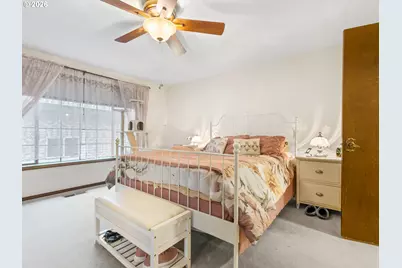 1333 SW 19th Dr, Gresham, OR 97080 - Photo 18