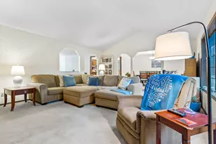 1333 SW 19th Dr, Gresham, OR 97080 - Photo 8