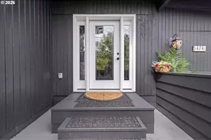 404 Chinook Ave, Astoria, OR 97103 - Photo 4