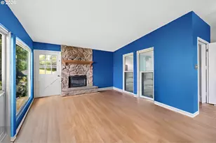 404 Chinook Ave, Astoria, OR 97103 - Photo 8