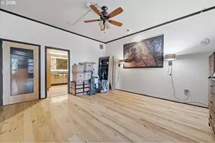 420 NW 11th Ave, Portland, OR 97209 - Photo 22