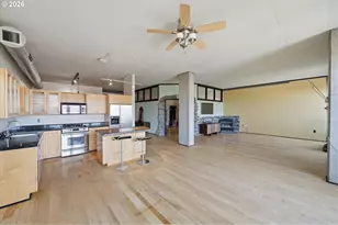 420 NW 11th Ave, Portland, OR 97209 - Photo 18