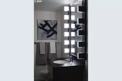 1030 NW 12th Ave #534, Portland, OR 97209 - Photo 24