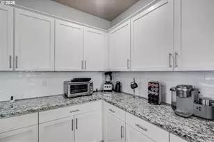 14857 SE Friendly Pl, Happy Valley, OR 97086 - Photo 16