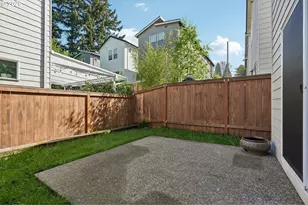 7249 SW Spruce St, Portland, OR 97223 - Photo 28