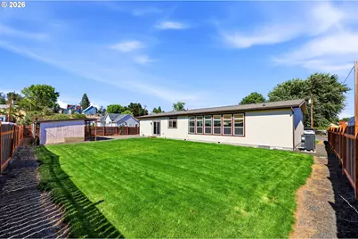 111 NW Vanderpool St, Dufur, OR 97021 - Photo 28