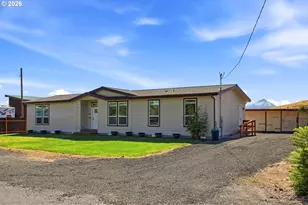 111 NW Vanderpool St, Dufur, OR 97021 - Photo 4