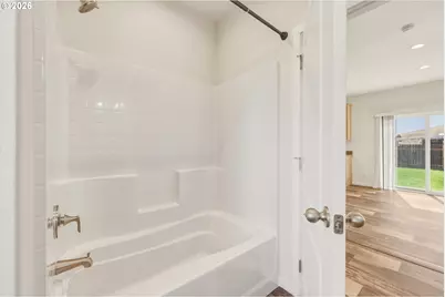 111 NW Vanderpool St, Dufur, OR 97021 - Photo 22