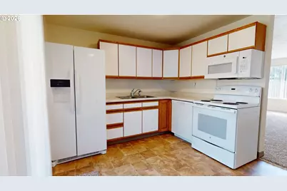 16656 SE Moon Ave, Milwaukie, OR 97267 - Photo 8