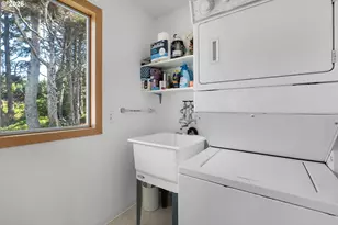 2977 Sunset Blvd, Seaside, OR 97138 - Photo 16