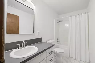 631 N Hayden Bay Dr, Portland, OR 97217 - Photo 10