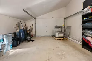 65121 E Lupine Dr, Rhododendron, OR 97049 - Photo 28