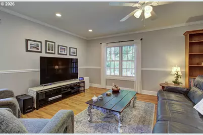 18410 S Greenview Dr, Oregon City, OR 97045 - Photo 18