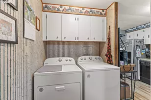 430 23rd St, Myrtle Point, OR 97458 - Photo 16