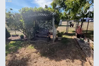 430 23rd St, Myrtle Point, OR 97458 - Photo 24