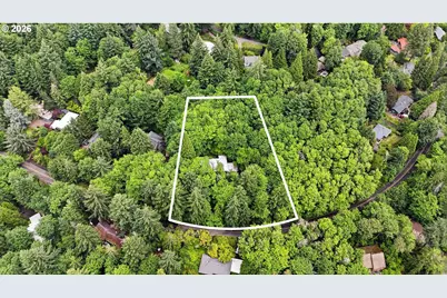 10625 SW Lancaster Rd, Portland, OR 97219 - Photo 46