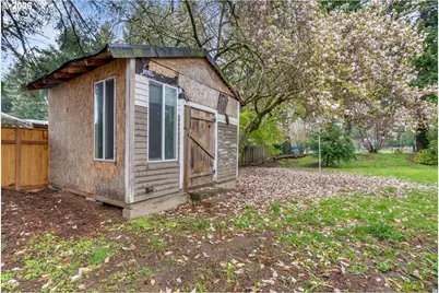 211 SW Royal Ct, Gresham, OR 97030 - Photo 34