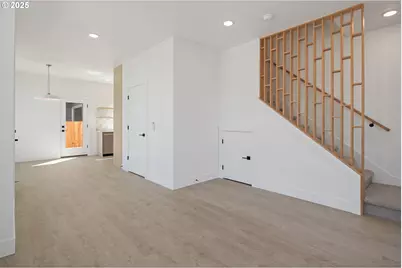 4019 SE 65th Ave, Portland, OR 97206 - Photo 4